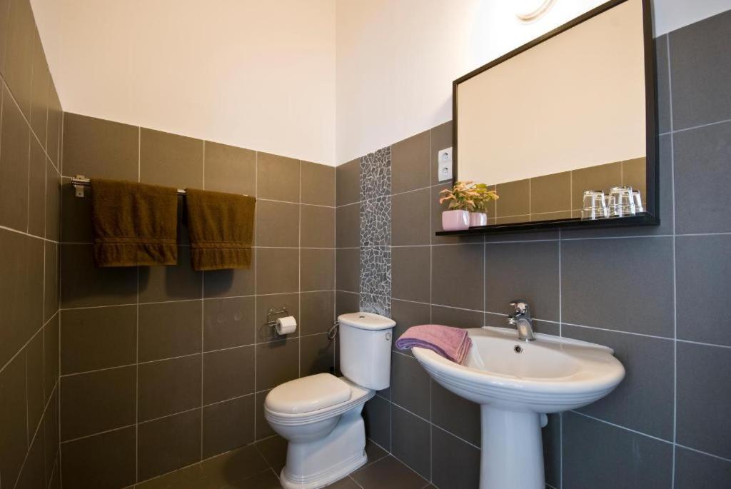 Balcony Apartment Budapest Exterior photo
